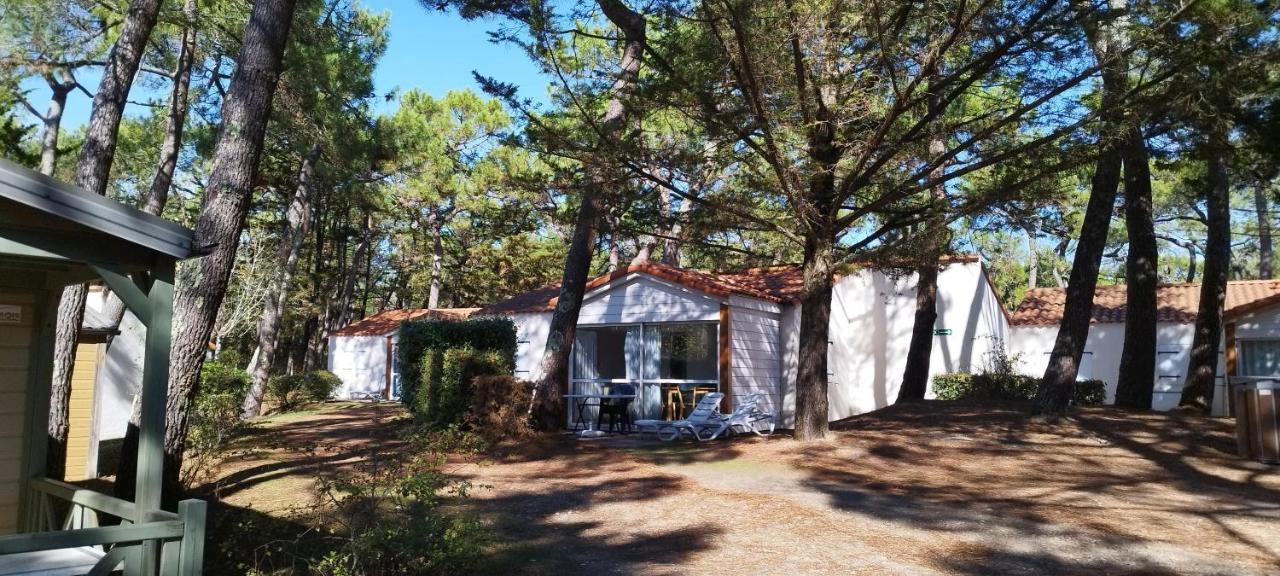Domaine De La Presqu'Ile Hotel La Faute-sur-Mer Exterior foto